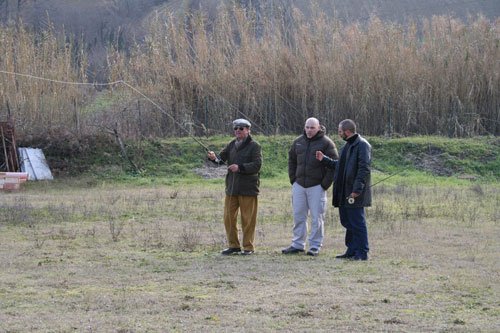 Alfeo si riscalda con un paio di volteggi